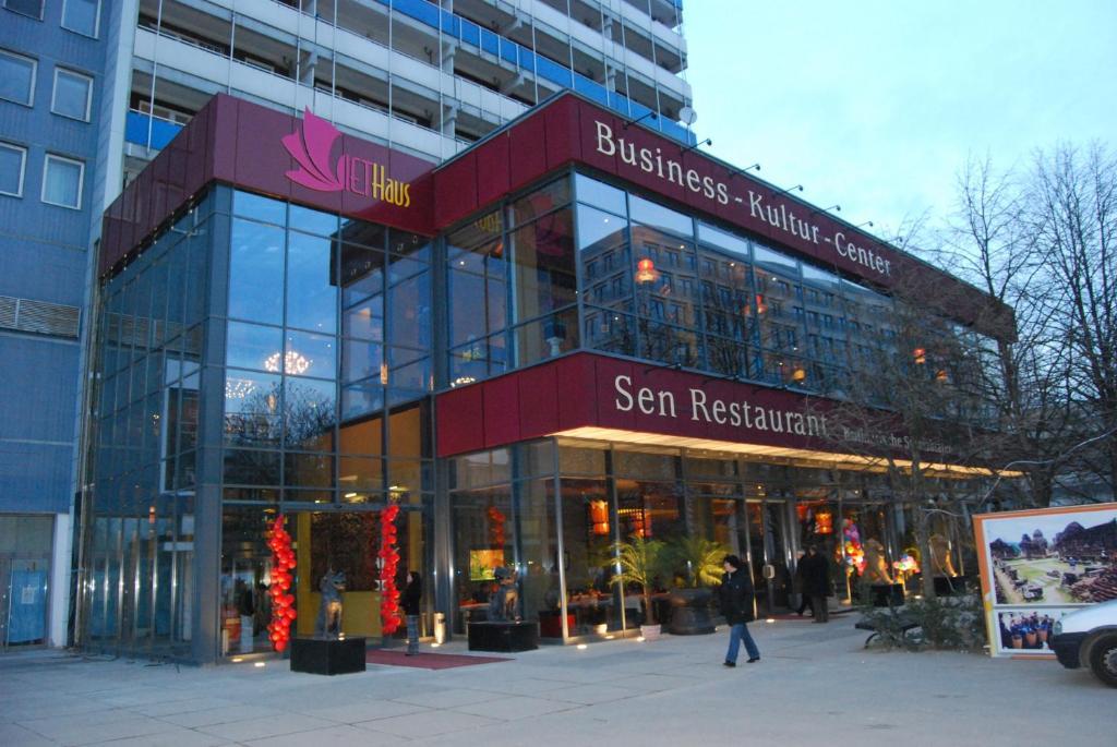 Halong 3* Berlijn